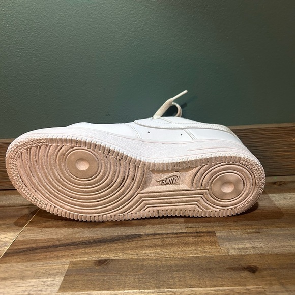 Nike Air Force 1 Low White Sneakers Women’s 7.5 - Picture 9 of 12
